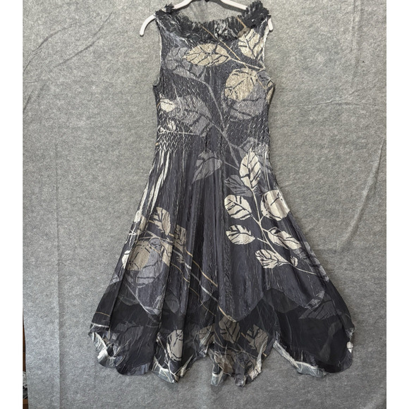 Komarov Sleeveless Dress Womens XL Black Silver Charmeuse Chiffon Fit‎ Flare - Picture 2 of 8